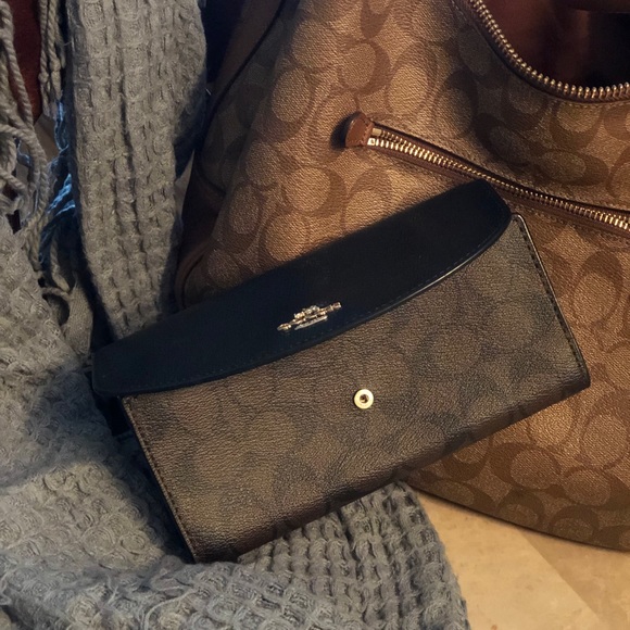 Coach Signature PVC Slim Envelope Wallet - Picture 4 of 7